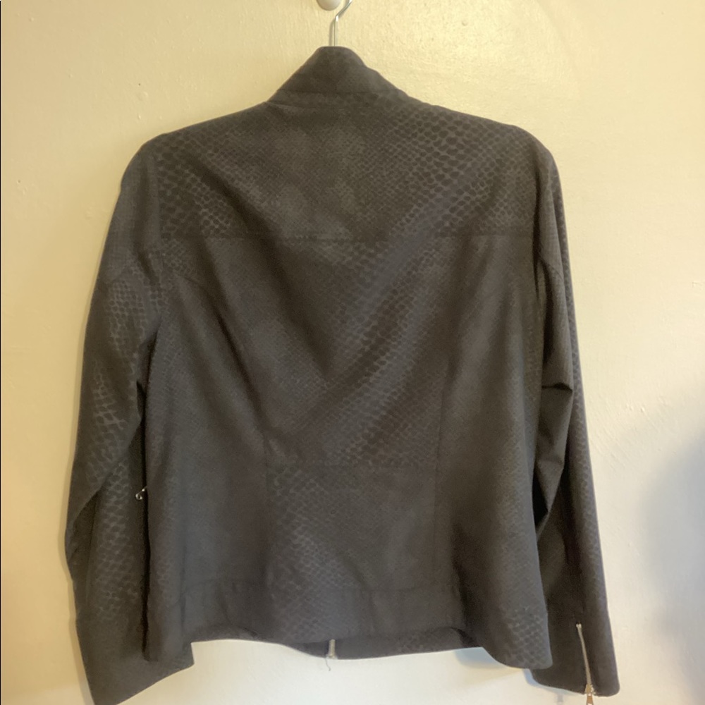 Chicos unlined Zenergy jacket in black size 1 - Picture 4 of 8